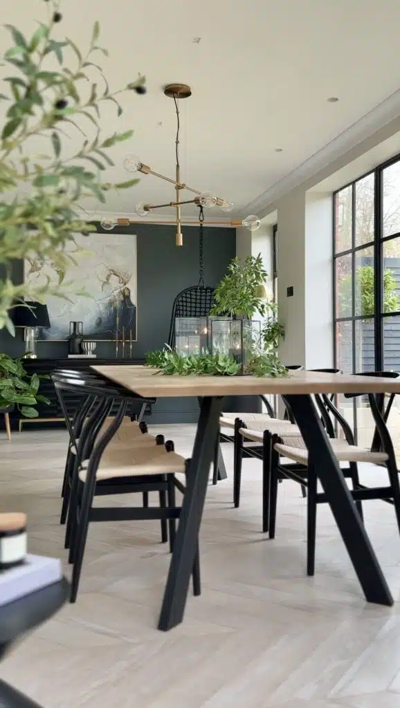 MID CENTURY MANORimage00006