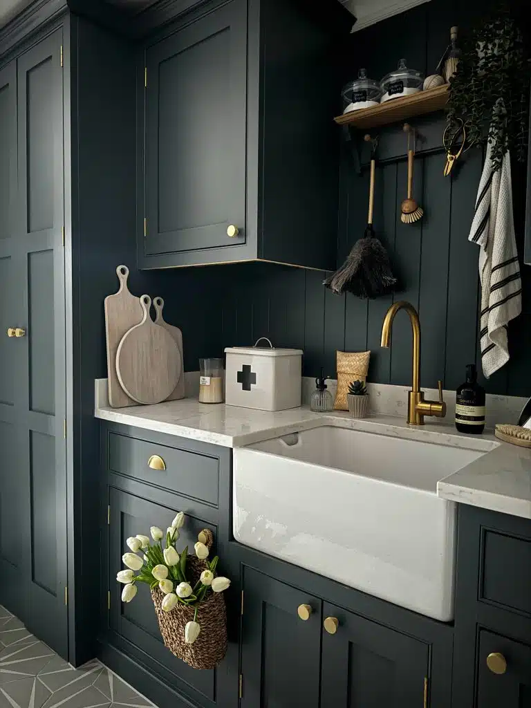 MID CENTURY MANORimage00008