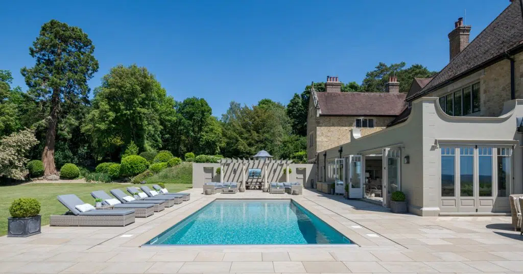 a pool next to a building