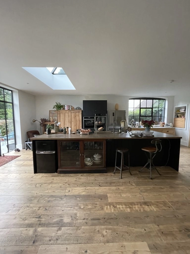 WALLINGTONAC6FB6DD-A0FE-428D-9F37-B5AAC057C75D